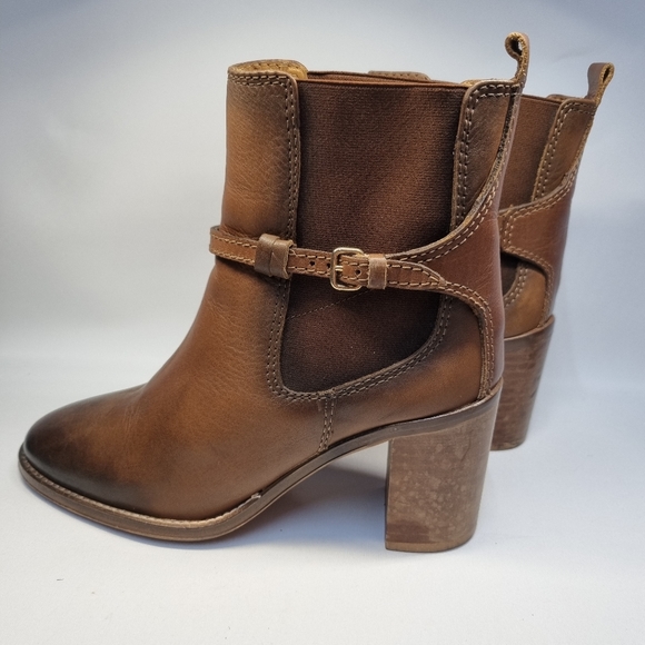 Zara Leather Boots UK 4 Buckled Heeled Brown Ankle Elasticated Sides - Picture 2 of 7